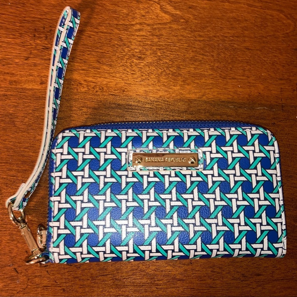 Banana Republic Clutch Wallet Wristlet Blue Green Excellent Condition